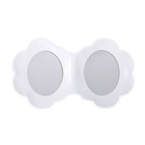 1ct I Heart Revolution x Disney Marie Mirror - Picture 4 of 5